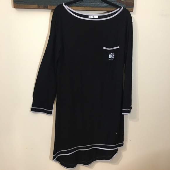 NWOT Nora Twips T-Shirt Off Shoulder Sleep Dress with Curved Hem Size Small - Picture 6 of 14